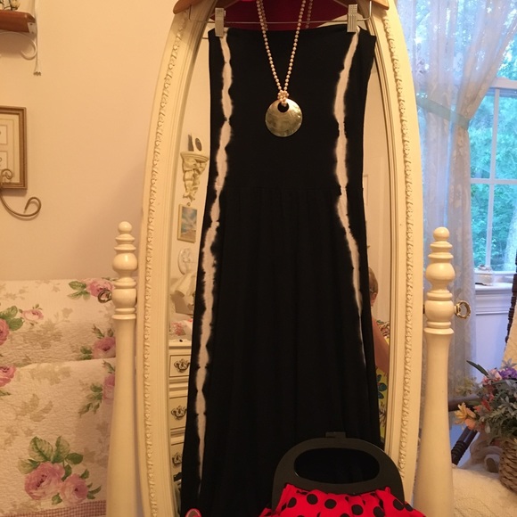 Lucky Brand Other - Lucky brand black & white beach cover-up